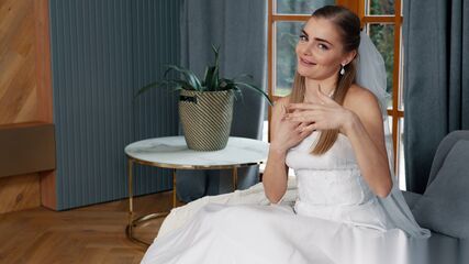 Fibi Euro Hot Solo Show